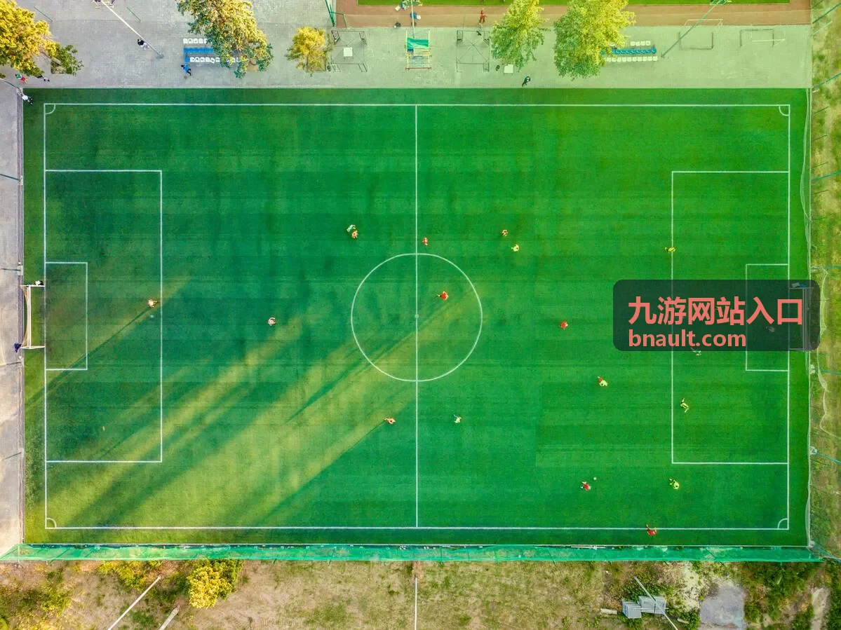 九游官方动态与游戏攻略的内容整理方式示意